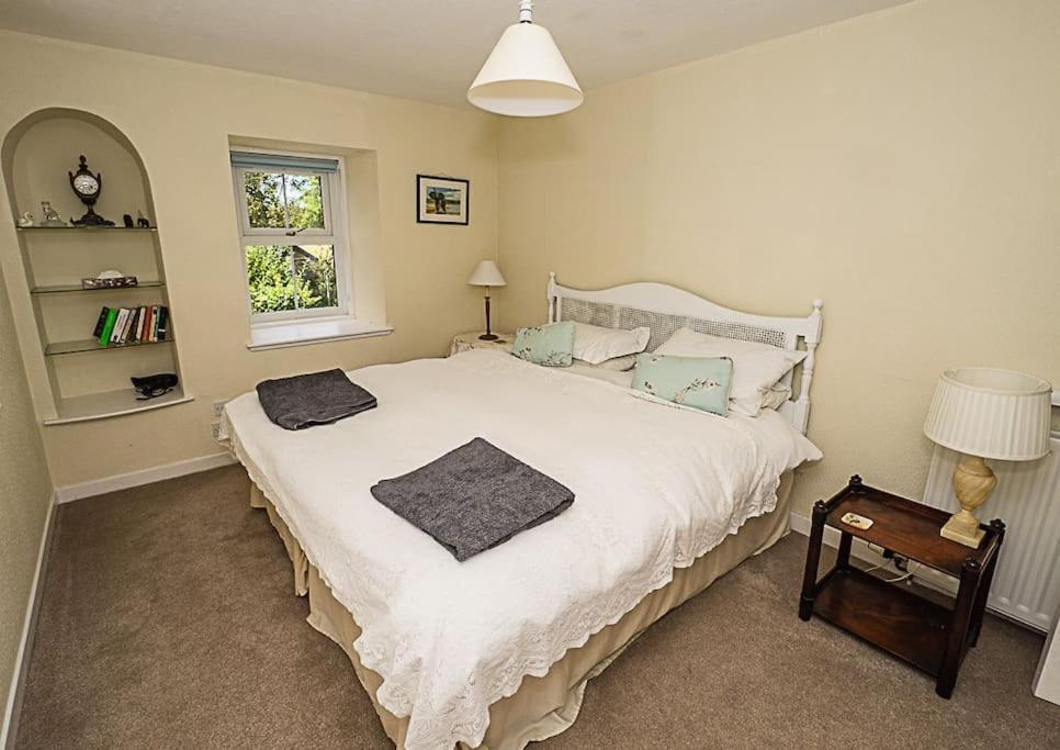 West Lodge 3 Bedrooms, Near Golf Course And River Turriff ภายนอก รูปภาพ